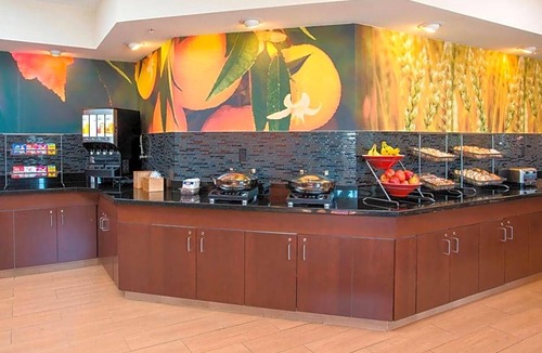 Peru Hotel | 2-Star Hotel ∙ Fairfield Inn & Suites Peru