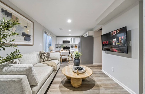 Oswego House | 200 m² House ∙ 3 bedrooms ∙ 6 guests