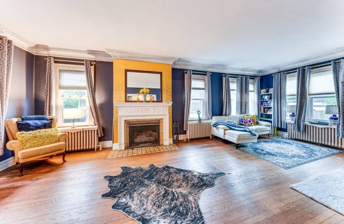 Waukegan House | 204 m² House ∙ 4 bedrooms ∙ 8 guests