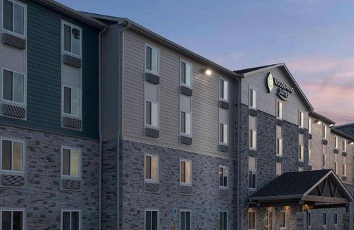 Tinley Park Hotel | 23 m² Hotel ∙ 4 guests