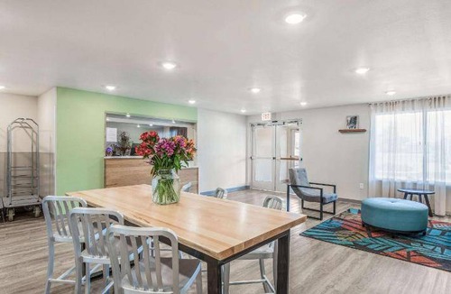 Burbank Hotel | 28 m² Hotel ∙ 127 guests