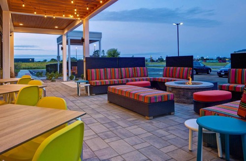Loves Park Hotel | 28 m² Hotel ∙ 127 guests