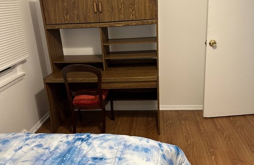 Peoria House | 2Bedroom Home away from home
