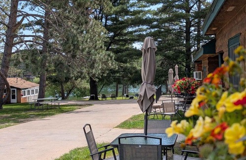 Park Rapids House | 2BR 1BA Cabin #3 Riverside Point Resort