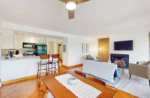 Lisle Condo | 2BR w/Balcony, Fireplace & Wi-Fi
