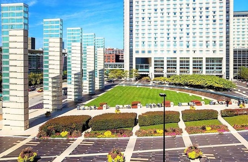 Chinatown Condo | 3 #3A - 3 Bedroom Condo w Parking - Chinatown, McCormick Place, Wintrust Arena