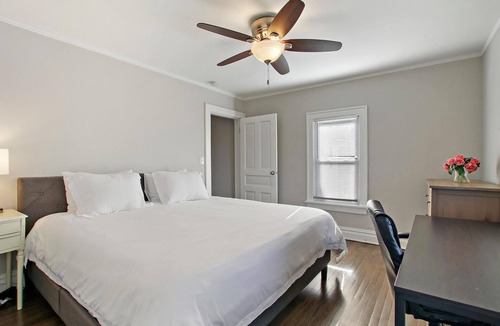 Libertyville Apartment | 3 Bdr ★ 3 King Beds ★ Ideal refuge during the crisis