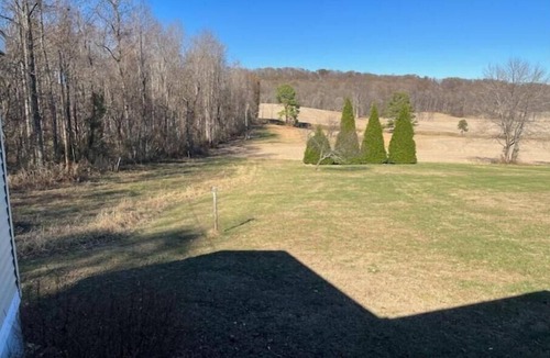 McFarlan House | 3 bedroom 2 bath in Shawnee near Garden of the Gods, Ohio River Scenic Byway