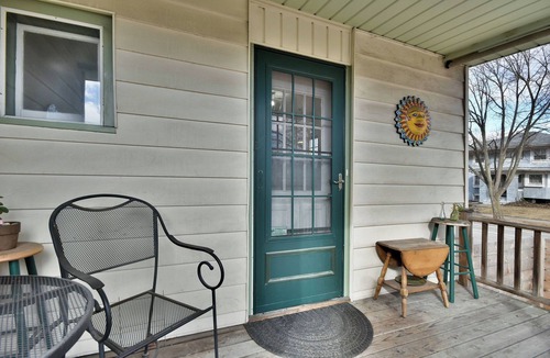 Oak Park House | 3 bedroom 3 Bathroom Parking included
