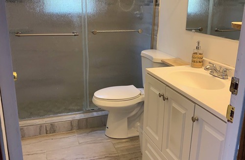 Champaign House | 3-bedroom house in charming Champaign 6 minutes from State Farm Center