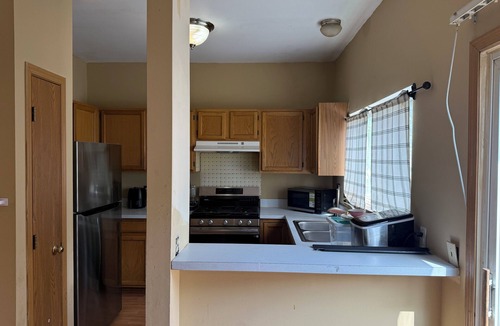 Montgomery House | 3-bedroom townhome in delightful Montgomery with AC