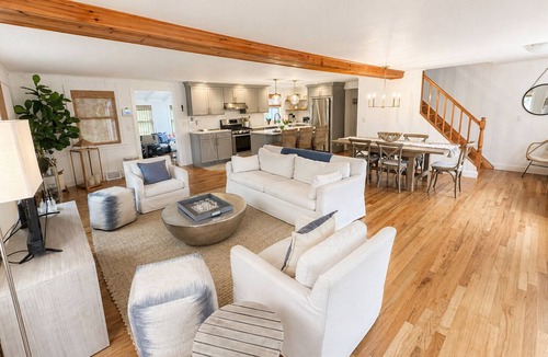 Hampton Bays House | 3 MILES FROM US OPEN GOLF - 4-bedroom cottage on the Peconic Bay