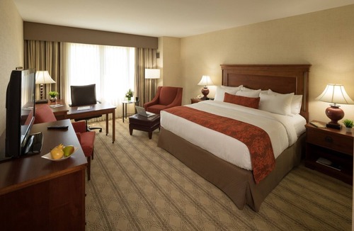 Blacksburg Hotel | 3 Spacious Units | Free Parking | Blacksburg Stay