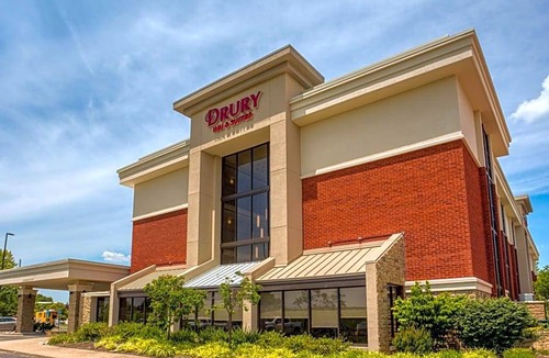 Fairview Heights Hotel | 3-Star Hotel ∙ Drury Inn & Suites St. Louis - Fairview Heights