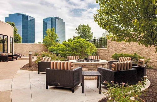 Schaumburg Hotel | 3-Star Hotel ∙ Courtyard by Marriott Chicago Schaumburg/Woodfield Mall