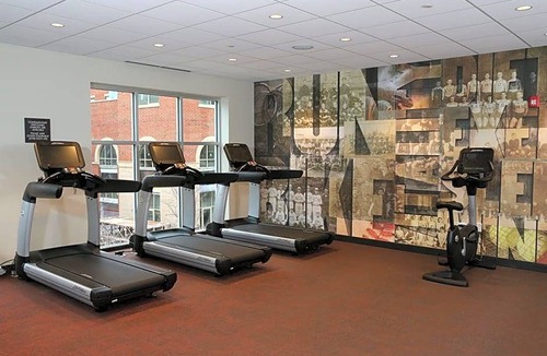 Naperville Hotel | 3-Star Hotel ∙ Hotel Indigo Naperville Riverwalk, an IHG Hotel