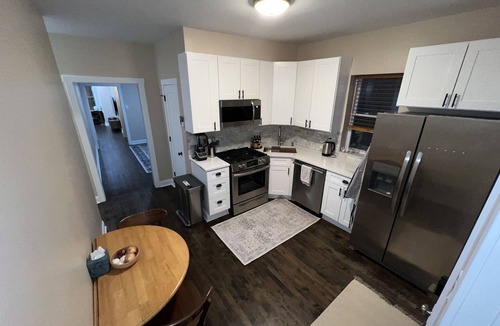 Skokie Apartment | 30-Day minimum Stay 3-BR near Chicago,Evanston with 2-Car GARAGE parking