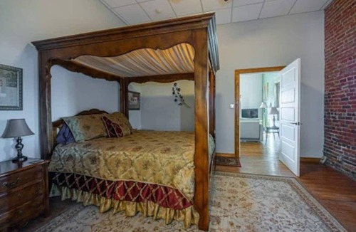 Du Quoin Apartment | 30 West · The View · Scenic Escape near Fairground