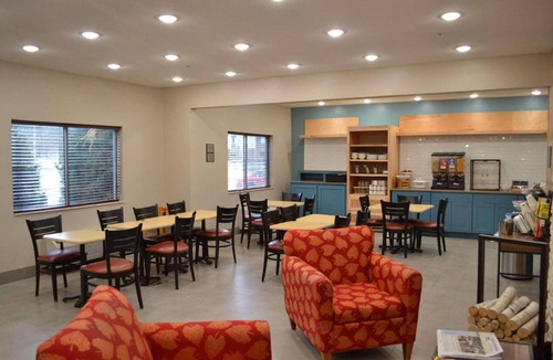 Fairview Heights Hotel | 31 m² Hotel ∙ 127 guests
