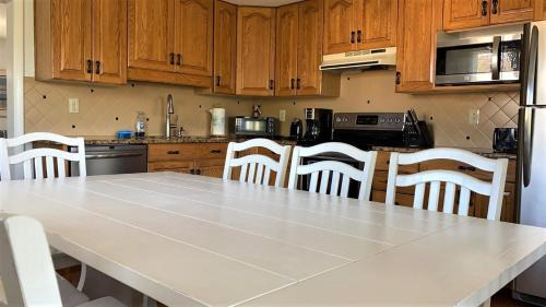 West Cape May House | 324 First Ave