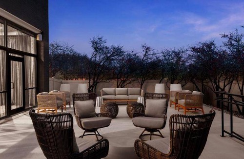Northbrook Hotel | 35 m² Hotel ∙ 127 guests