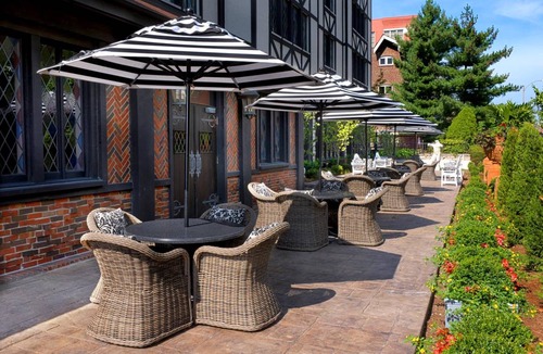 Mitchell House | 37 m² Motel ∙ 127 guests