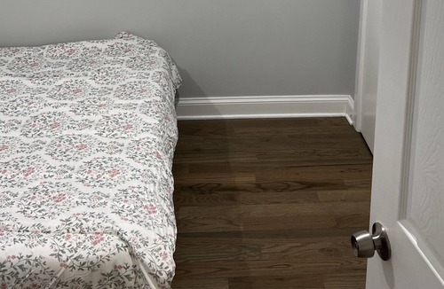 Chatham House | 3bedrooms 1bath.