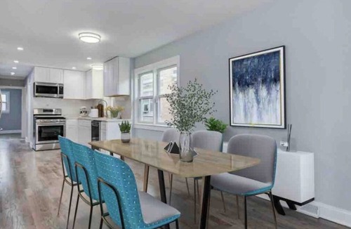 Chatham House | 3bedrooms 1bath.