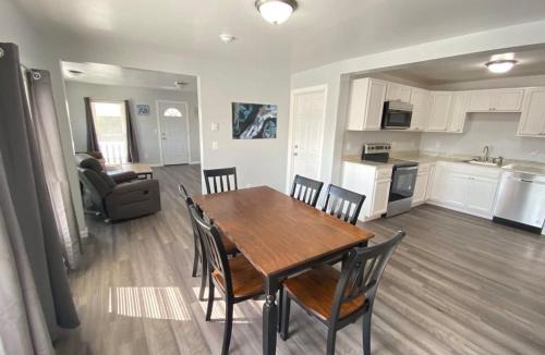Oneonta Apartment | 3rd Base Apt 2 All Star Baseball Rentals