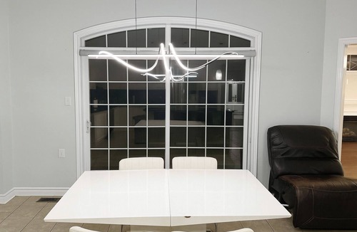 Brampton House | 4 bedroom upper unit in Brampton