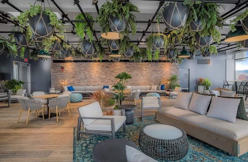 Bay Village Hotel | 4 Classy Designed Hotel Rooms with On-site Dining - A Modernist's Dream