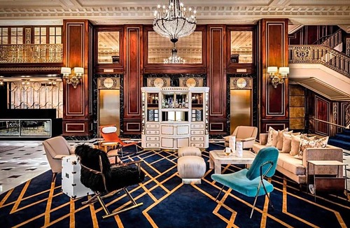 The Loop Hotel | 4-Star Hotel ∙ The Blackstone, Autograph Collection