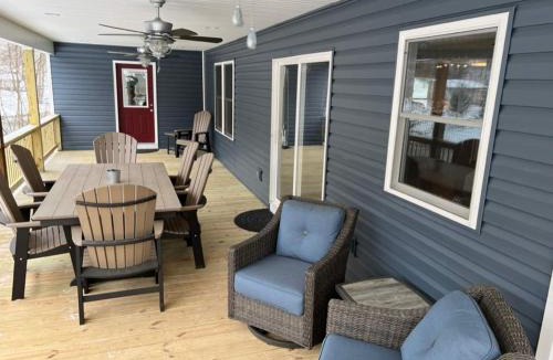 Tallmansville House | 4 Wheeling Riverfront Paradise, awesome deck!