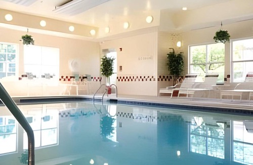Bloomingdale Hotel | 41 m² Hotel ∙ 2 bedrooms ∙ 127 guests