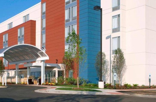 Waukegan Hotel | 42 m² Hotel ∙ 127 guests