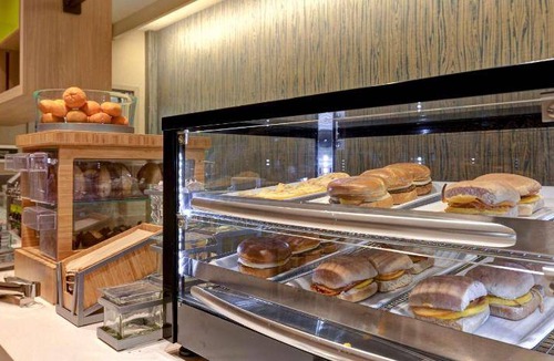 Lincolnshire Hotel | 45 m² Hotel ∙ 127 guests