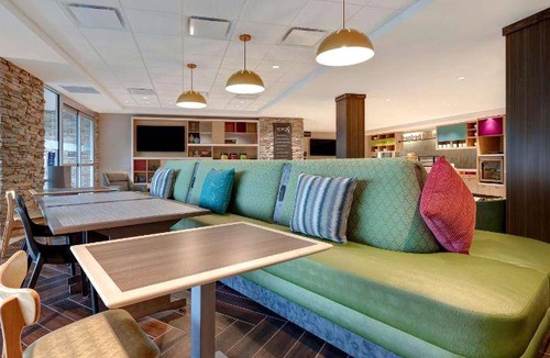 Lincolnshire Hotel | 45 m² Hotel ∙ 127 guests
