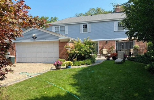 Forestview House | 4BR, 3BA Evanston IL home, great location, super kitchen, Jan-May 2025 monthly.