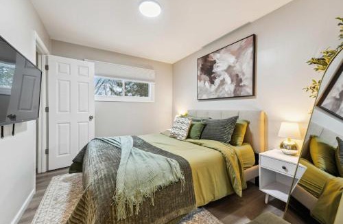 Wheaton House | 4BR Near Wheaton College