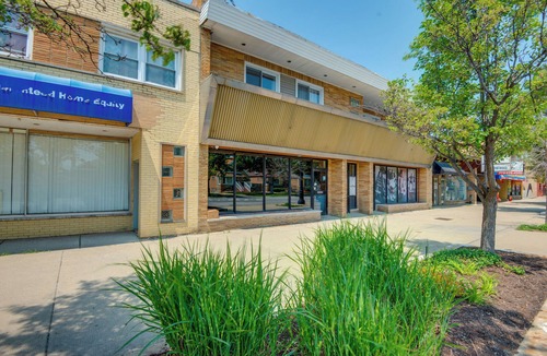 Ashburn Apartment | 5 Mi to Midway: Walkable Chicago Apartment