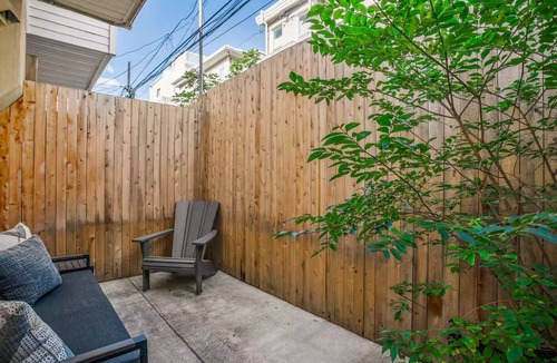 Brewerytown House | 5-Star Charming Philly Townhouse in Museum Area