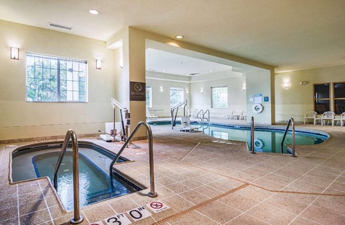 Grayslake Hotel | 51 m² Hotel ∙ 8 guests