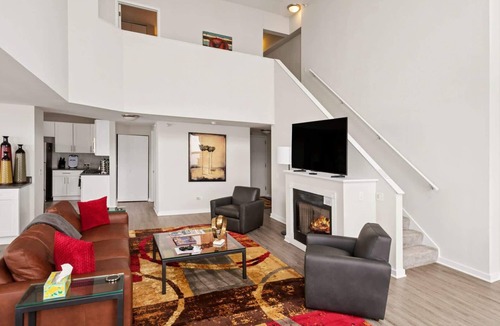Near North Side Apartment | 53-54 Floor Penthouse