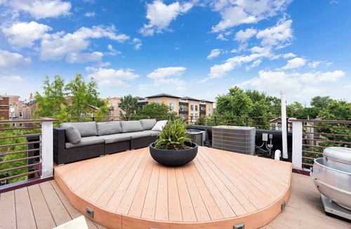 Logan Square House | 5BR/4BA Architectural Estate-Theatre, Gym, Rooftop