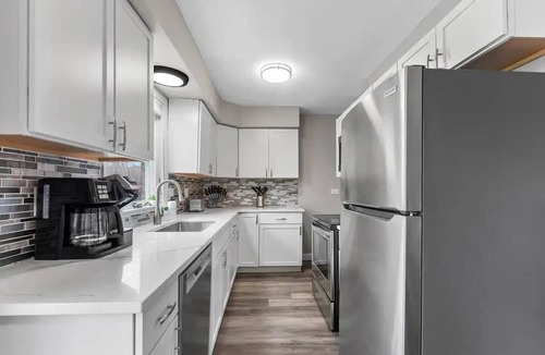 Roselle House | 5BR Family Home + Backyard | LCP Collection