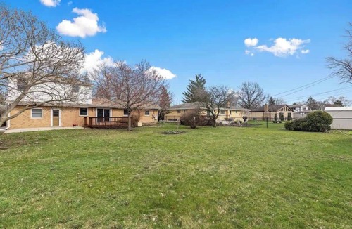 Roselle House | 5BR Family Home + Backyard | LCP Collection