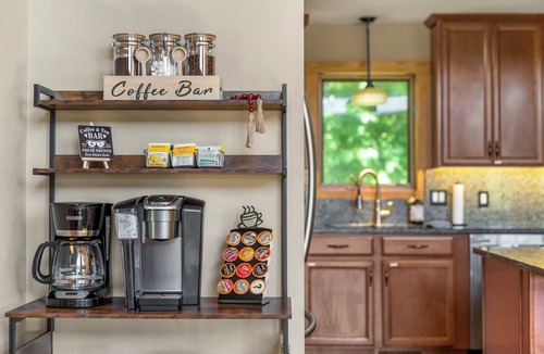 The Galena Territory Cabin | 5KINGBed 5 Bath~Upscale~Views~Games~Fire pit~Hot Tub~Theater~Pets~Luxe Amenities