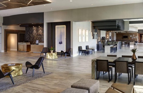 Burr Ridge Hotel | 68 m² Hotel ∙ 127 guests