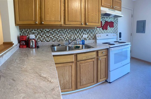 Bloomingdale Condo | 78 m² Condo ∙ 2 bedrooms ∙ 4 guests