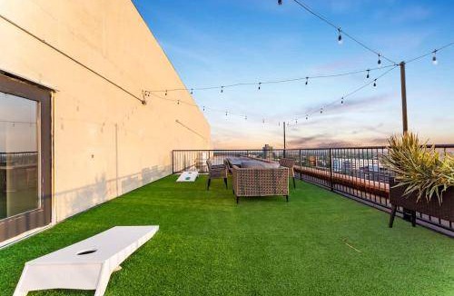 Oak Park Apartment | 890 m² Apartment ∙ 2 bedrooms ∙ 5 guests